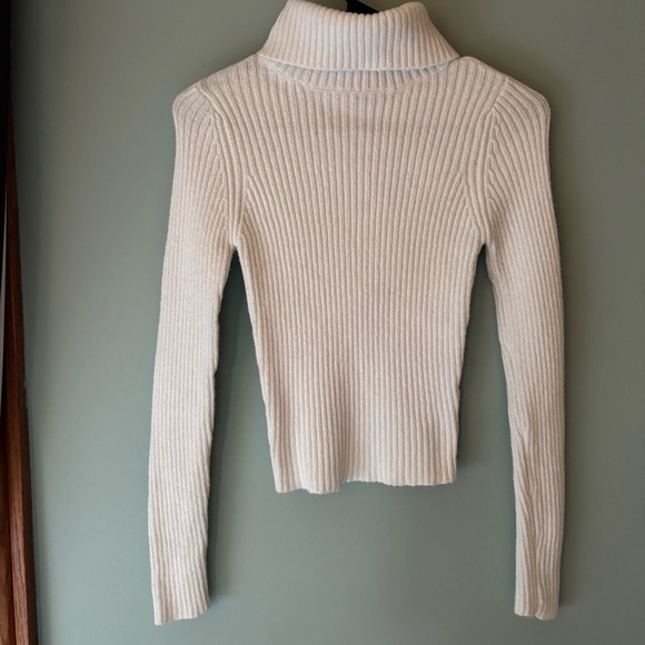 Hollister Sweaters - Hollister White Ribbed Turtleneck Sweater, Size small